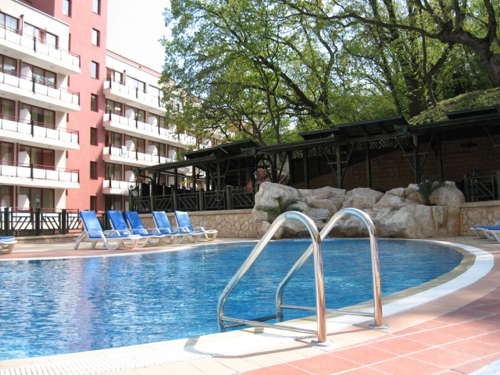 gallery/piscina de hotel